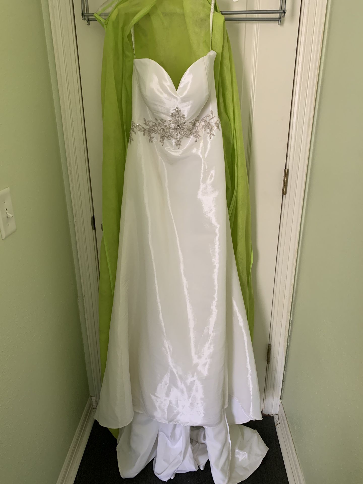Davids Bridal Wedding Dress Size 8