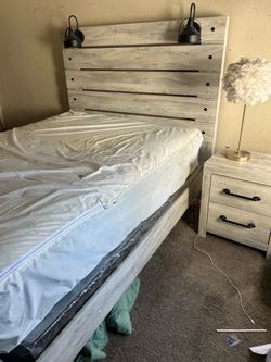 Bedroom set