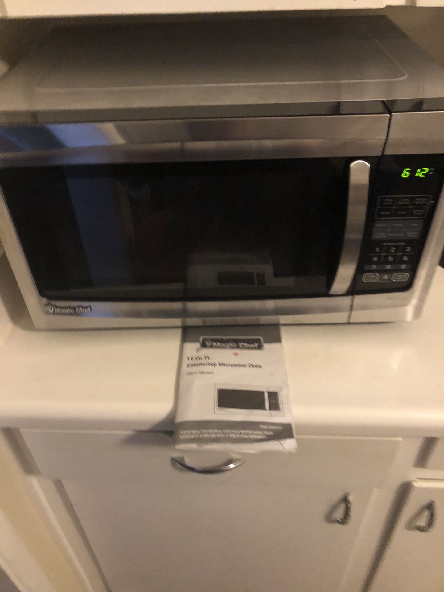 Microwave- Magic Chef-1100 watt