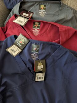 Off brand scrub tops sz. 2XL