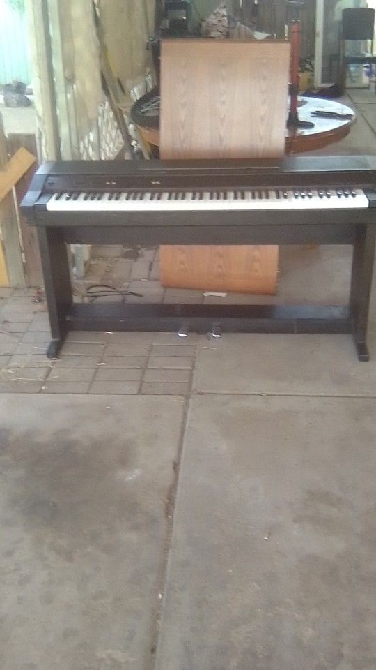 Roland 3000 Keyboard