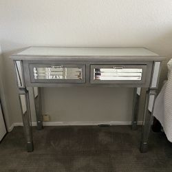 Mirror Desk 