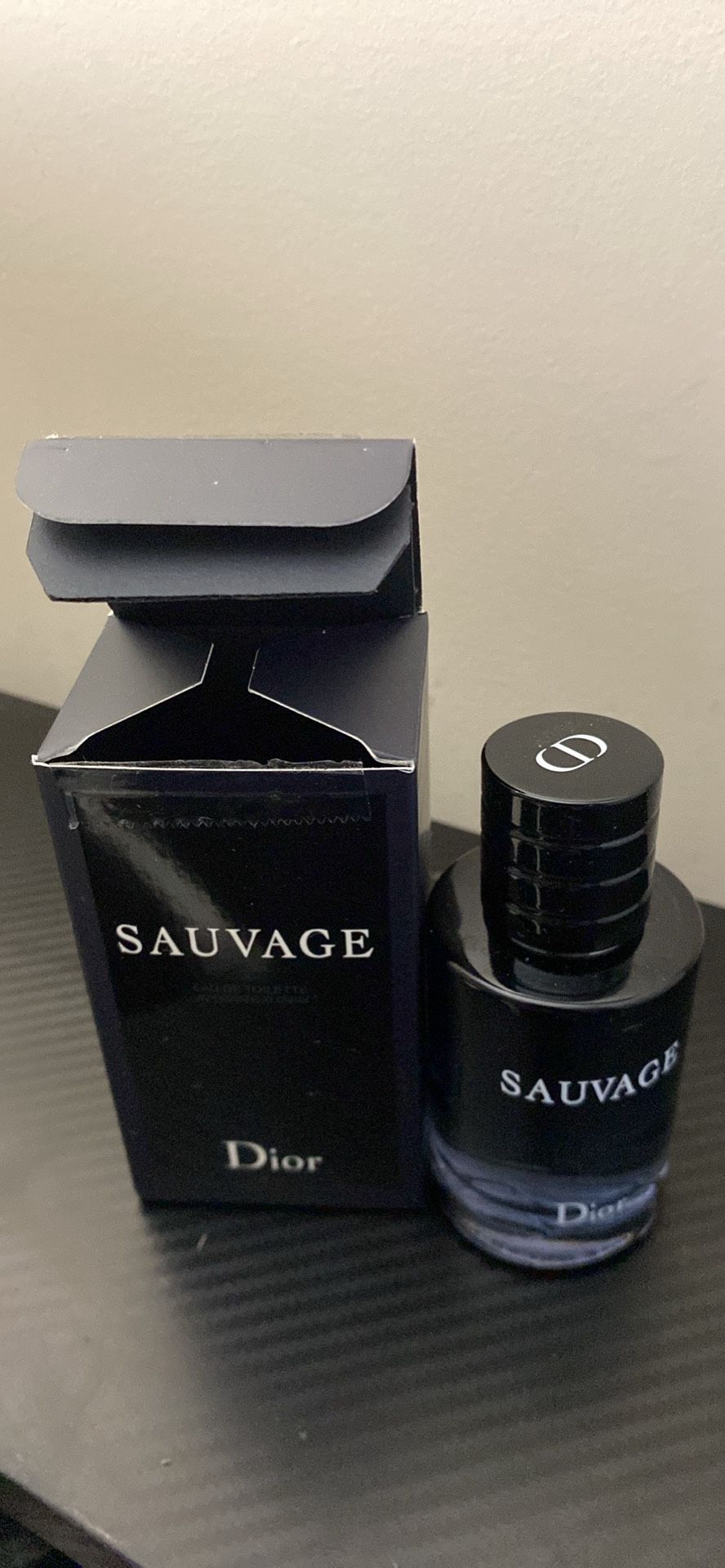 Dior Sauvage Eau de Toilette – 5 ml Travel Spray | Authentic & Long-Lasting