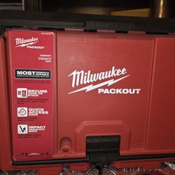 *Price Firm* Milwaukee Cabinet Packout Fuel M12 M18