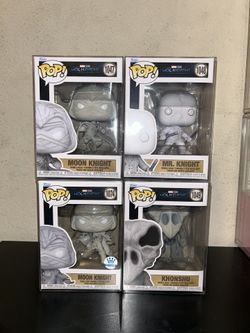 FUNKO POPS: MOON KNIGHT WITH BOX PROTECTORS