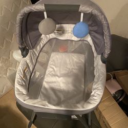 Baby Trend Bassinet 