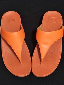Fitflop Lulu Leather Toe-Post Sandals Color: Satsuma Size 7.5 Brand New With Box