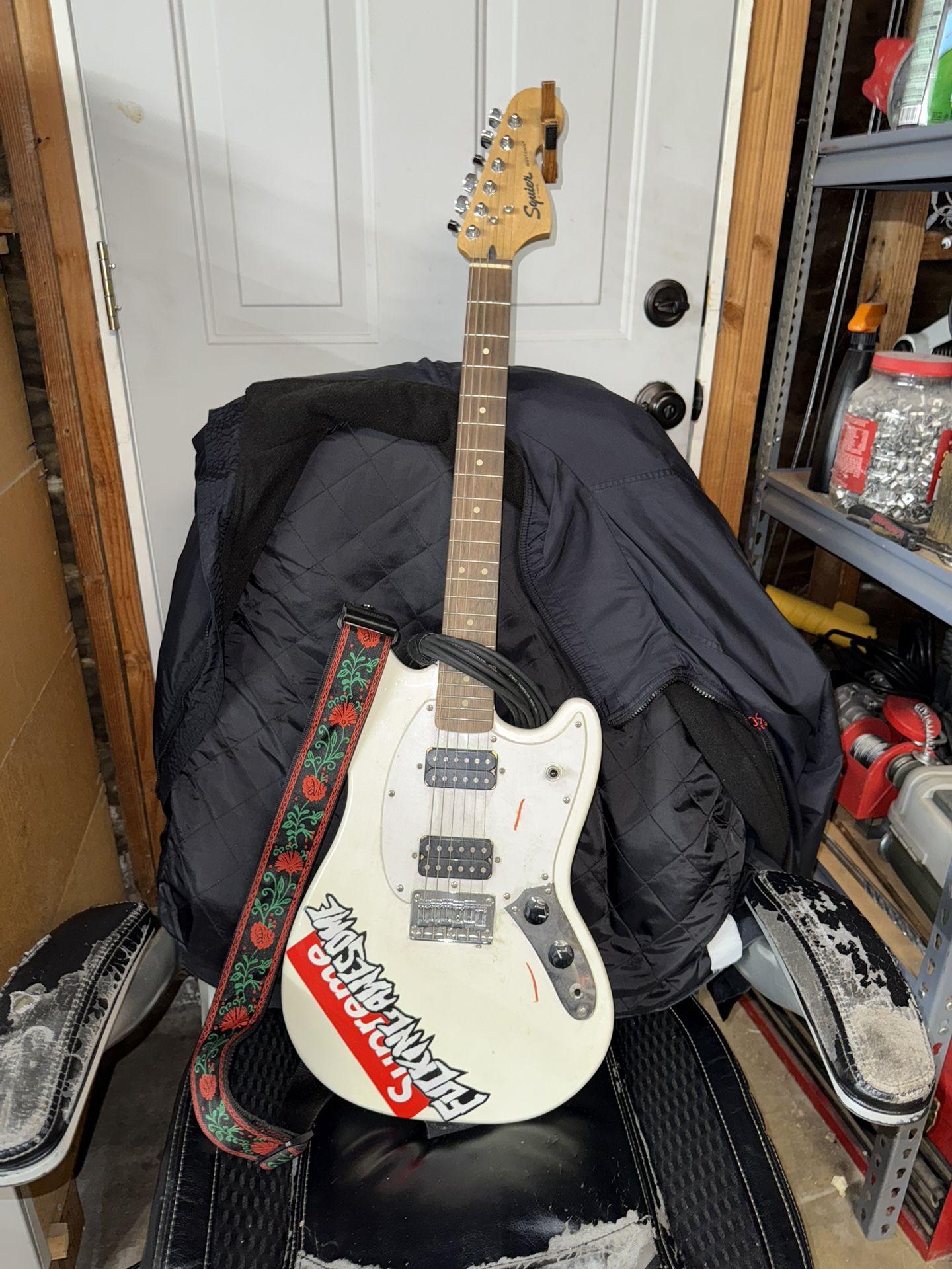 electric guitar used