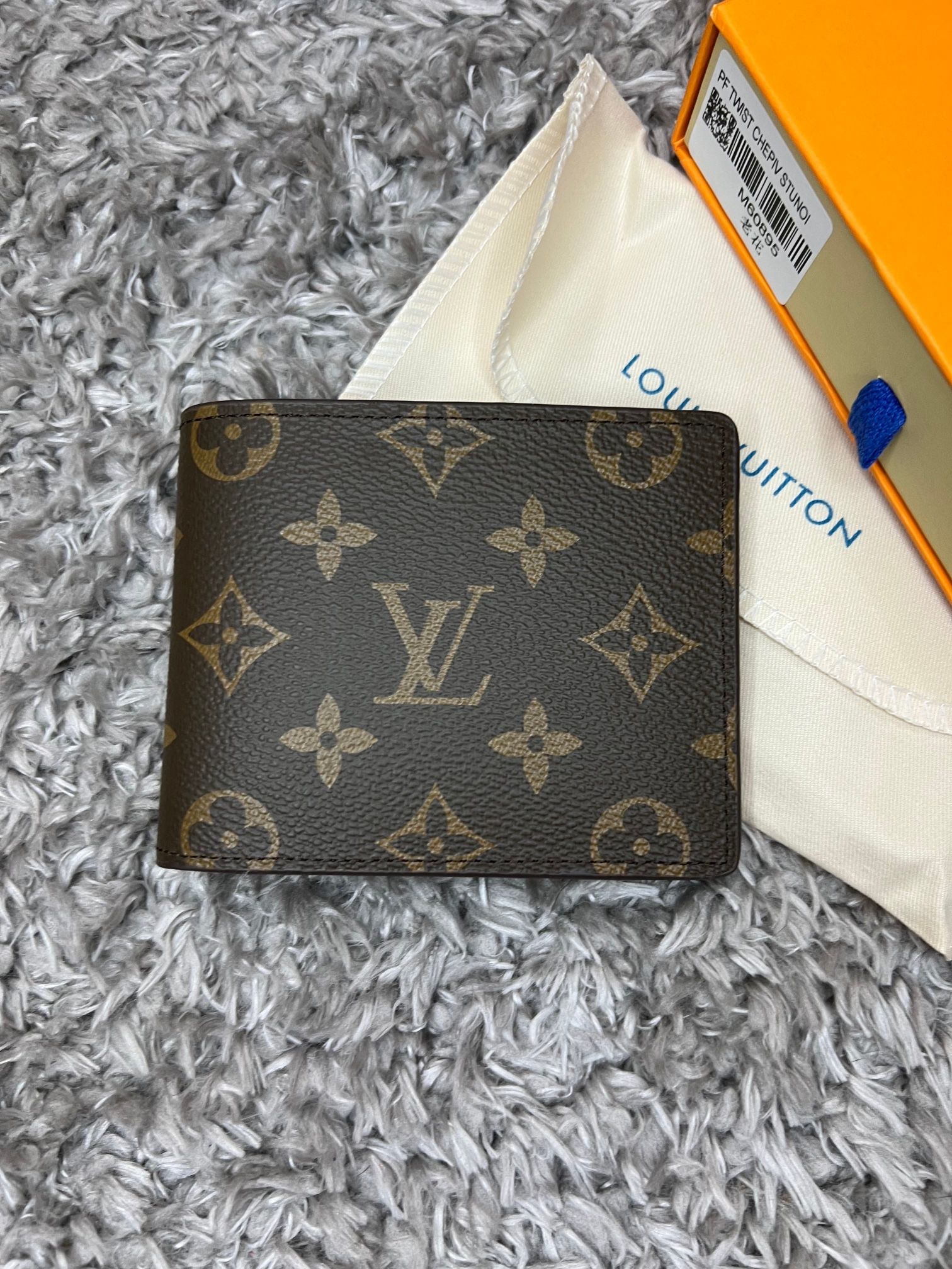 LV wallet