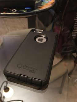 Utter Box for iPhone 6 - barely used