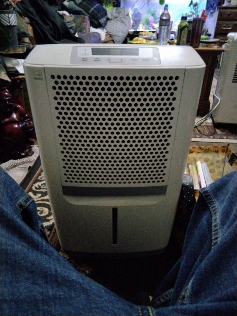 Frigidaire Dehumidifie