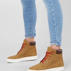 Women’s TIMBERLAND Londyn Leather Boot in Medium Brown Nubuck