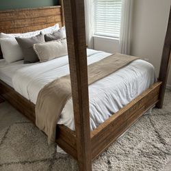 Queen Wood Canopy Bed Frame (Mattress Included)