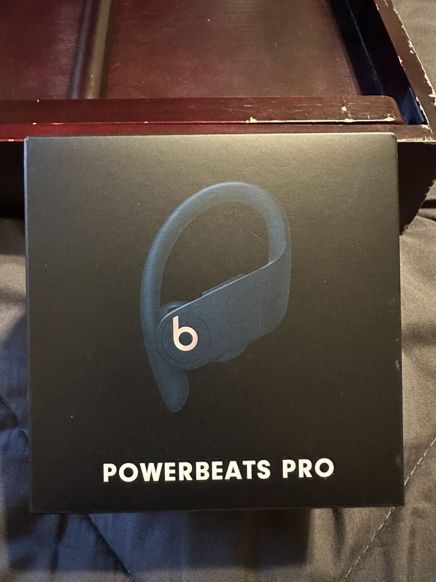 Powerbeats Pro, Navy