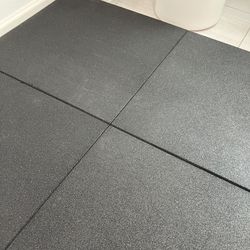 Titan Fitness Rubber Lifting Tiles 24 x24 x 12 for Sale in Phoenix AZ OfferUp
