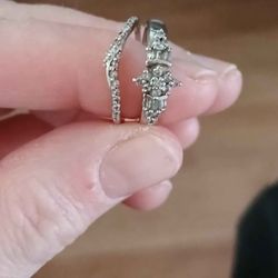 Diamond Engagemebt And Wedding Band Size 5
