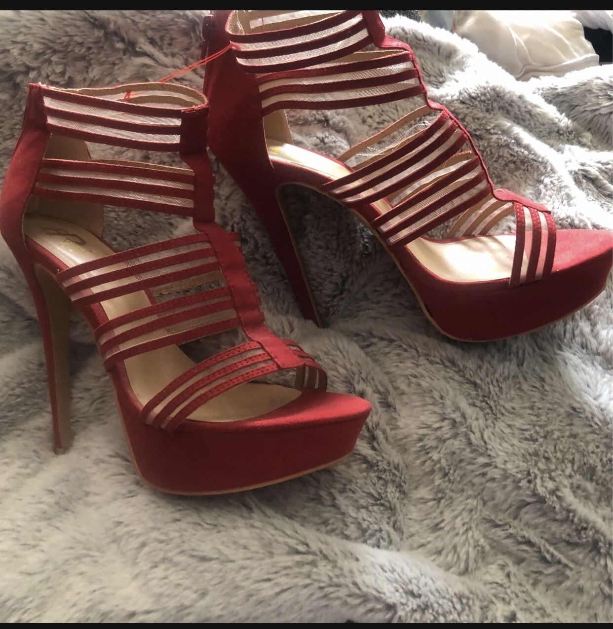 Red High Heels Play Form 9 /Tacones Rojos Altos Con Plataforma 9