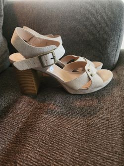 Dress shoes