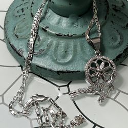 Dreamcatcher Silver Plated Pendant With Chain Necklace 20” 2mm