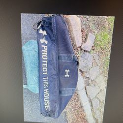 Baseball Bag & 2 Bats Louisville  Slugger  & Cooperstown