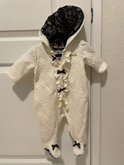 Guess cream colored onesie size 0-3 months