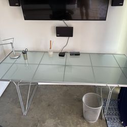 IKEA Moment Glass Table 