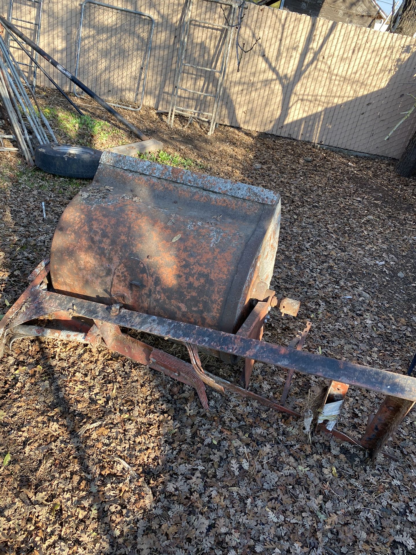 Everything Must Go!!!!