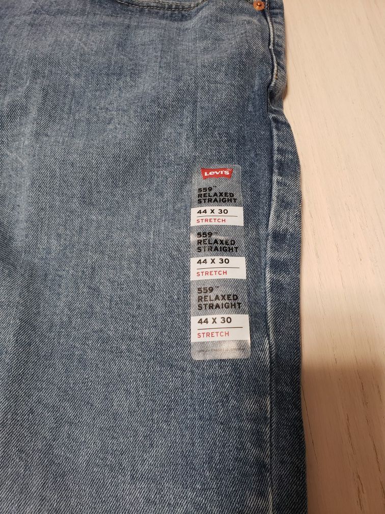 Levi's 559 relaxed straight