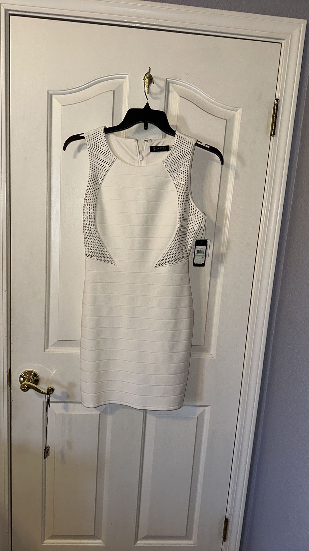 New Cocktail Dress  . Brand Guess Size 8 Regular Price $130