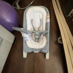Baby bouncer