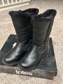 Tote boots