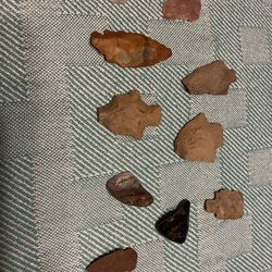 Vintage Arrowheads Lot
