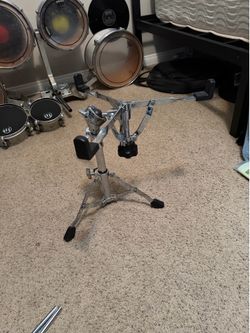 Snare stand