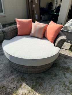 Outdoor Daybed Sunbrella