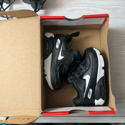 Air Max 90s size 5c