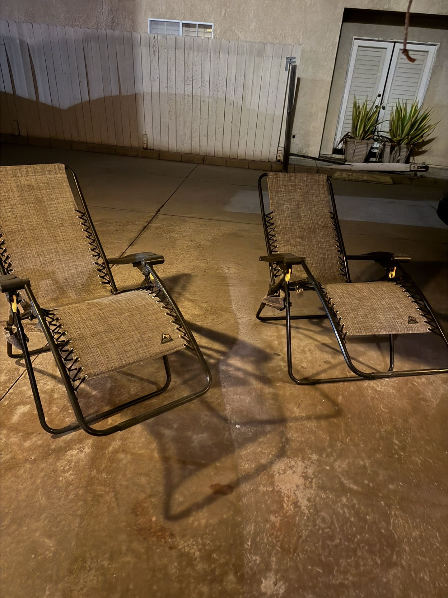 Folding Reclining Chairs