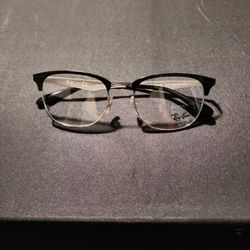 Ray-Ban