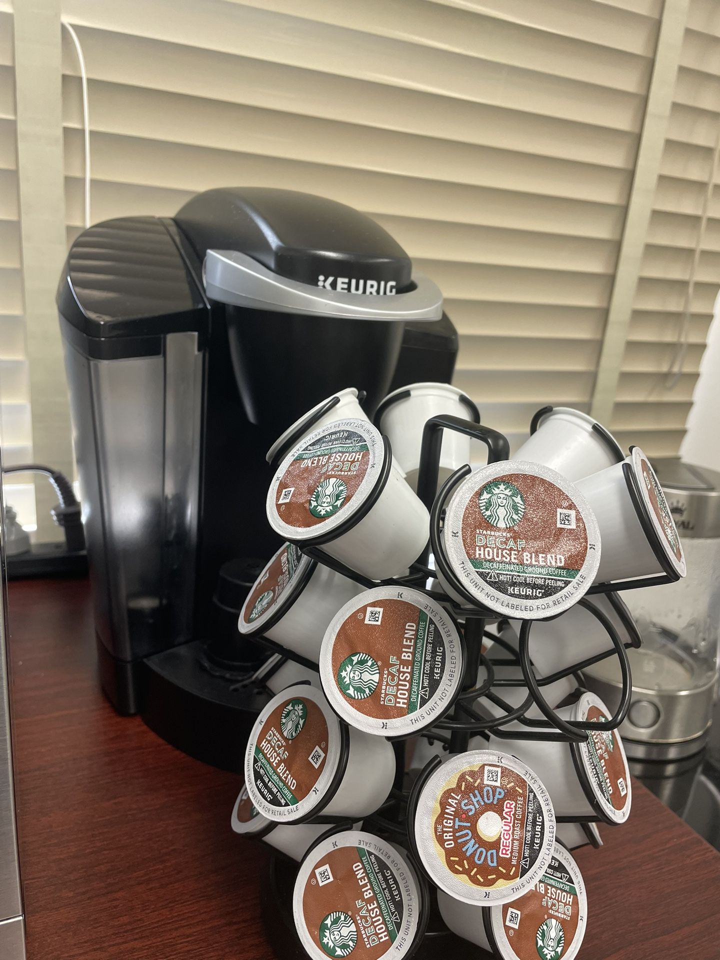 KEURIG Coffee Maker