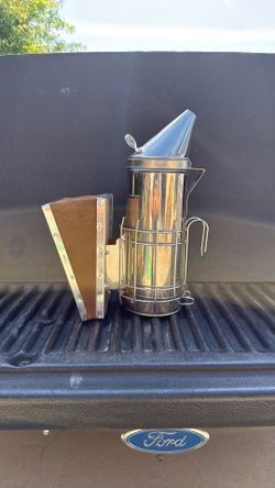 Blue Sky bee smoker
