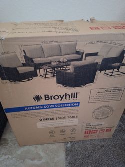2 piece Side Table Set broyhill