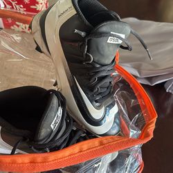 Nike Basebal , Size 2 Youth