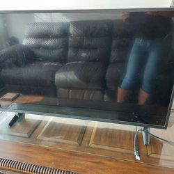 35 by 19 Inch Flat Screen Tv