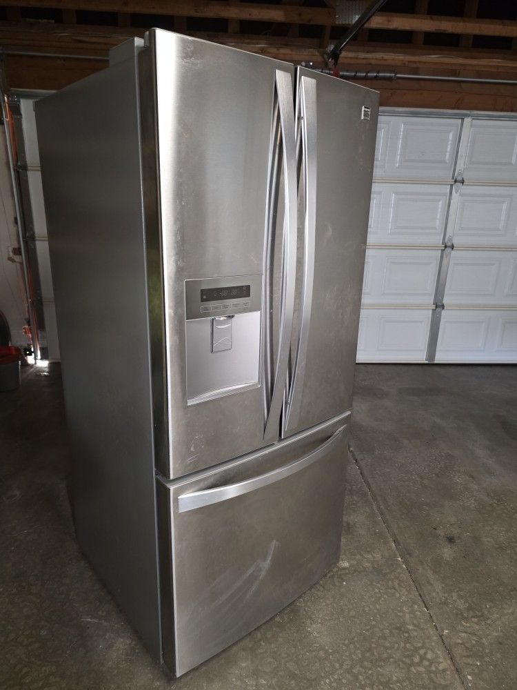 Used Refrigerator , Kenmore Élite