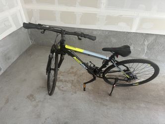 Nishiki Adult Colorado Mountain Bike Minimal used