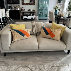 The Most Comfortable Loveseat With Decorative Pillows