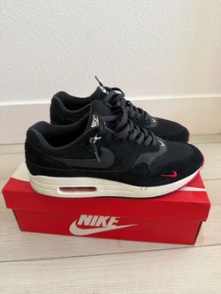 Nike Air Max 1 (mini swoosh bred)