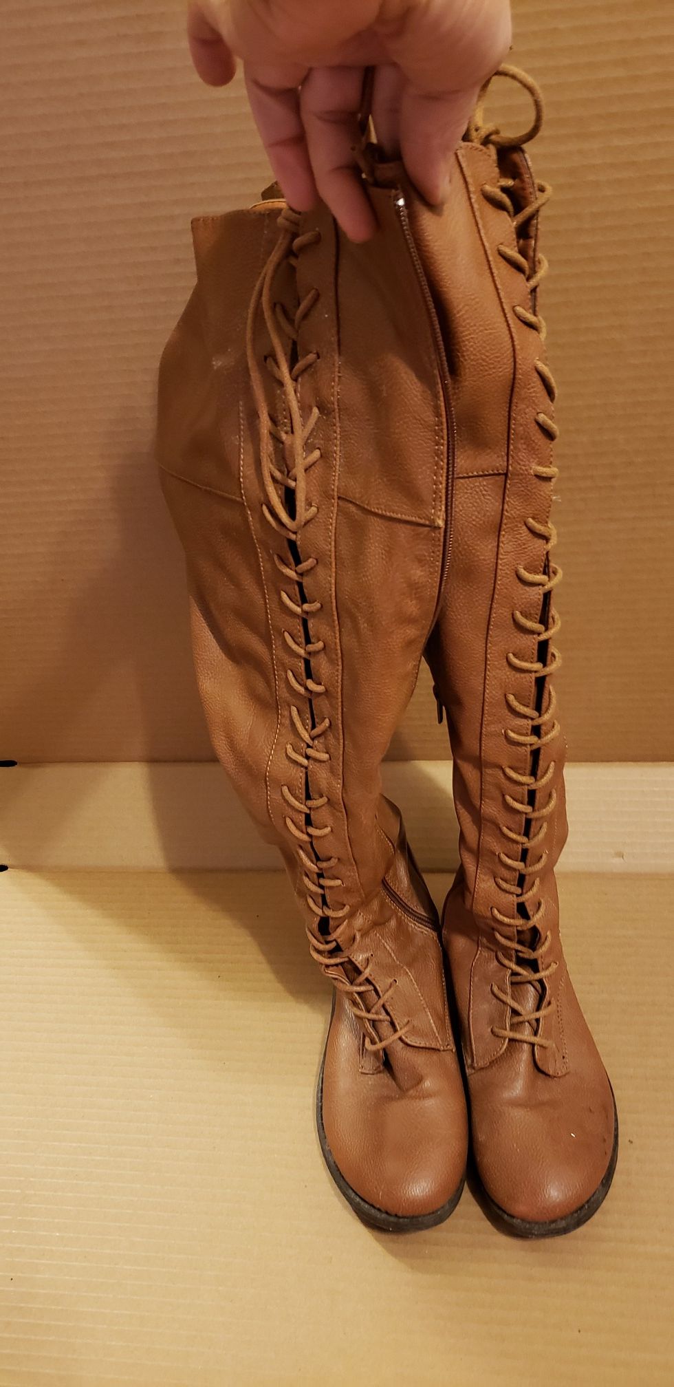 Women's Size 7.5 Knee High Boots