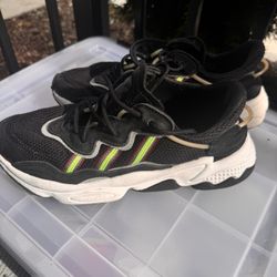 men's adidas sneakers Size 9