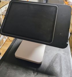 Square stand and iPad