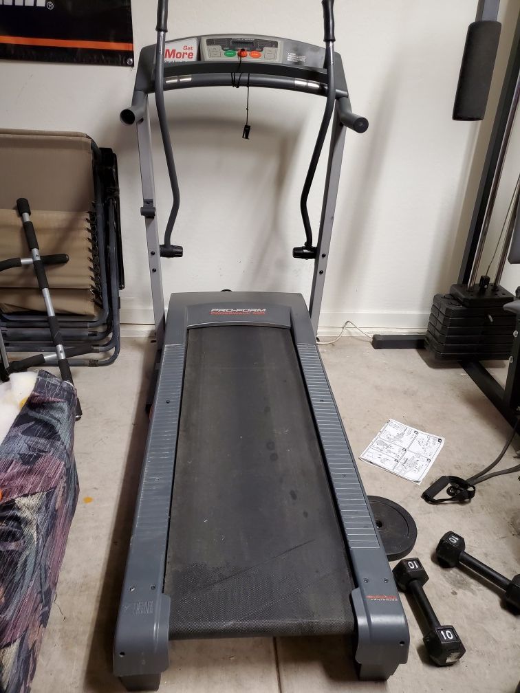 ProForm Crosswalk 380 Treadmill for Sale in Glendale, AZ OfferUp